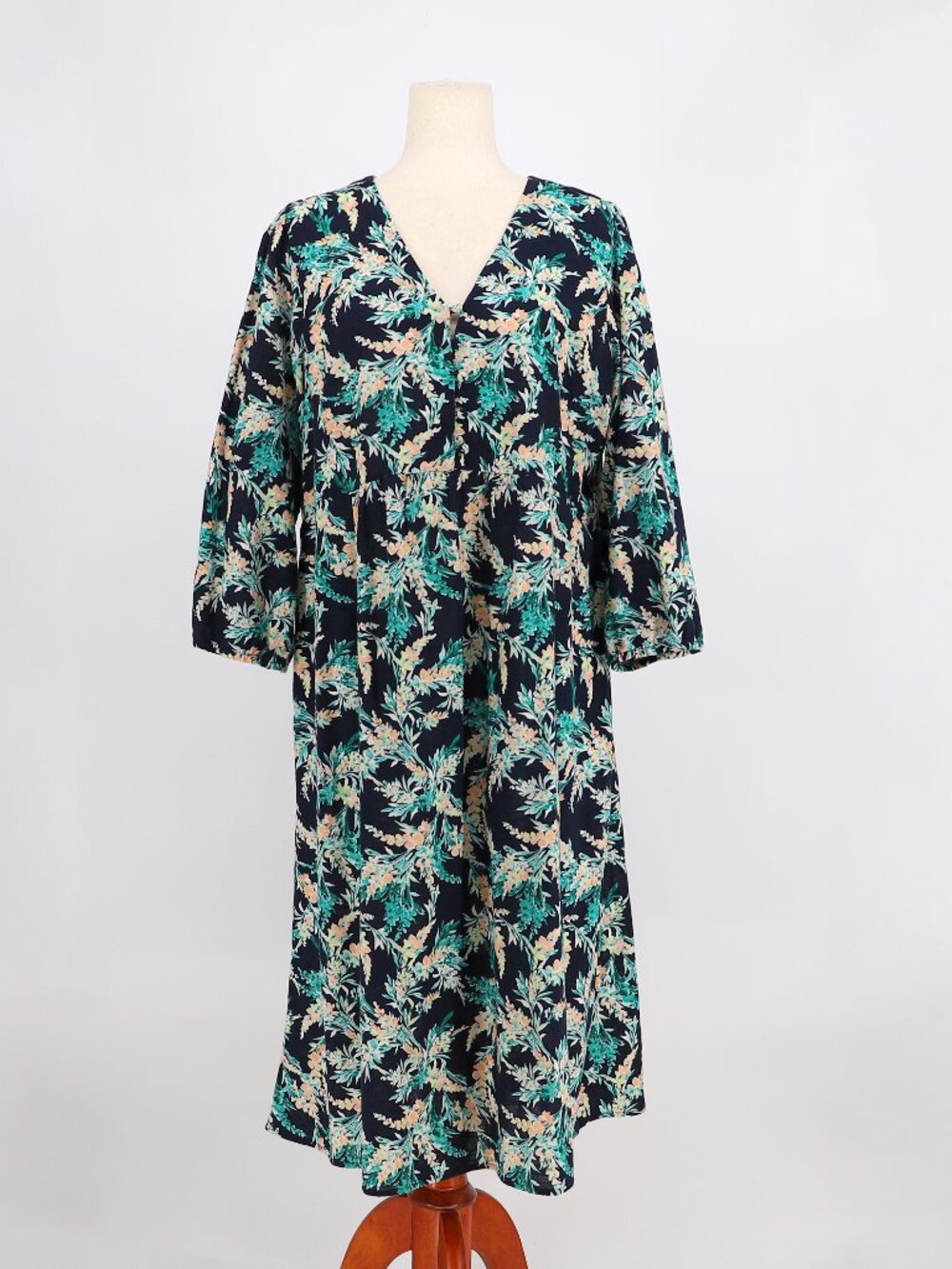 J. JILL Exotic Blooms Garden 3/4 Sleeve V-Neck Cotton Midi Dress Size M